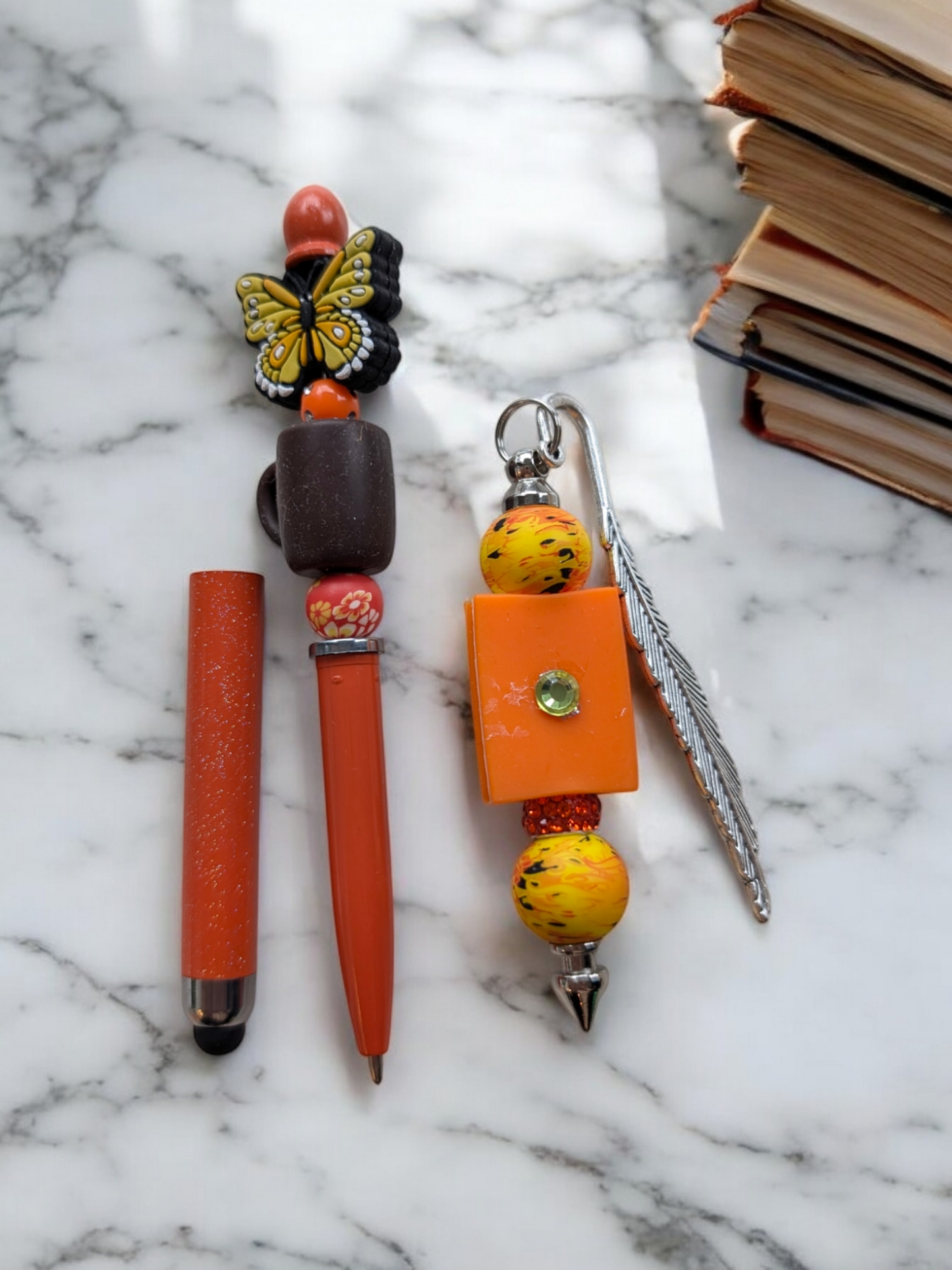 Ensemble Stylet/Stylo/Marque Page Uniques