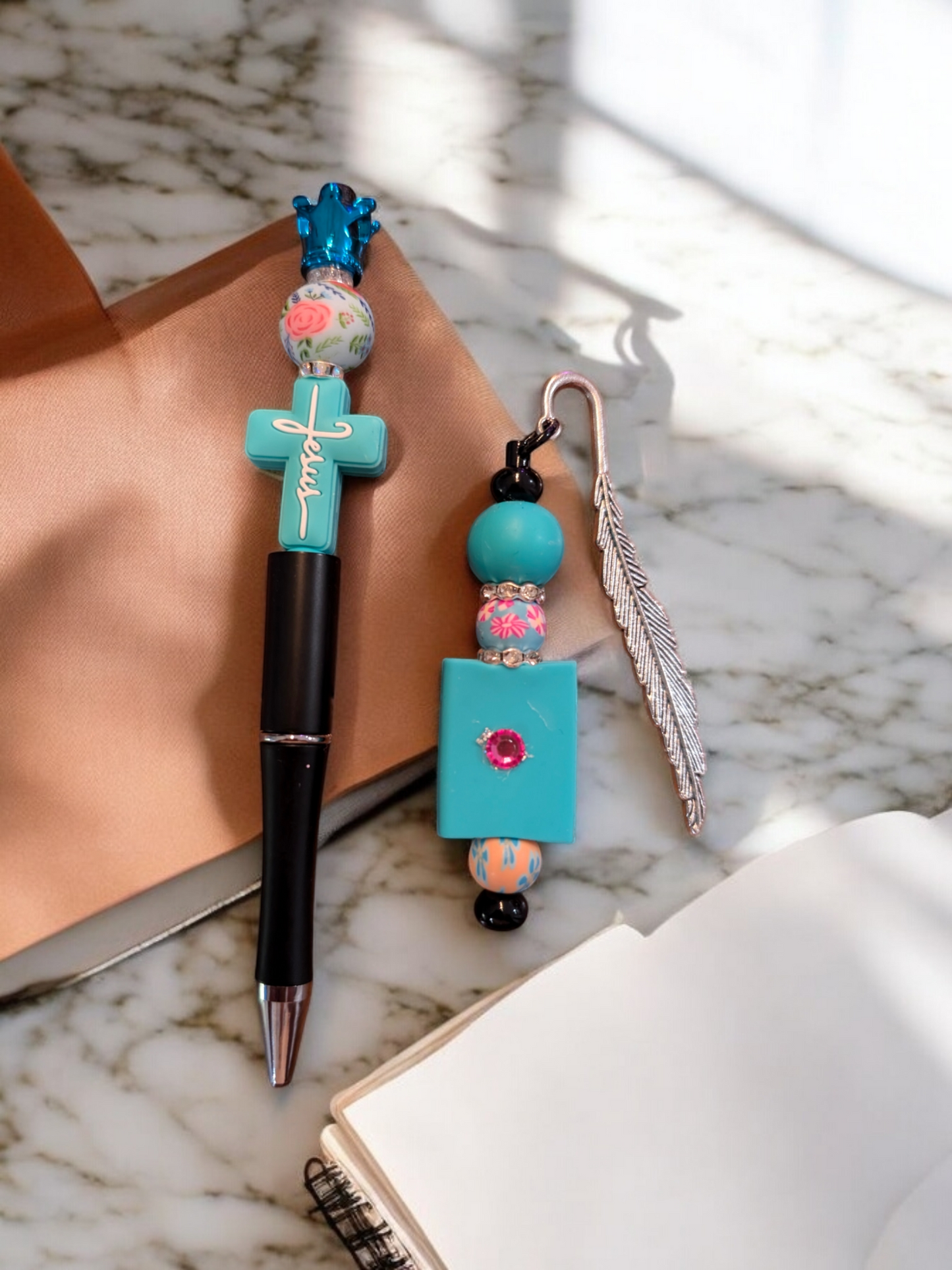 Ensemble Stylo/Marque Page